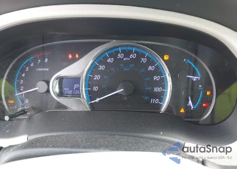 2013 Toyota Sienna Xle V6 8 Passenger z USA, uszkodzony, nr VIN 5TDYK3DC1DS353367